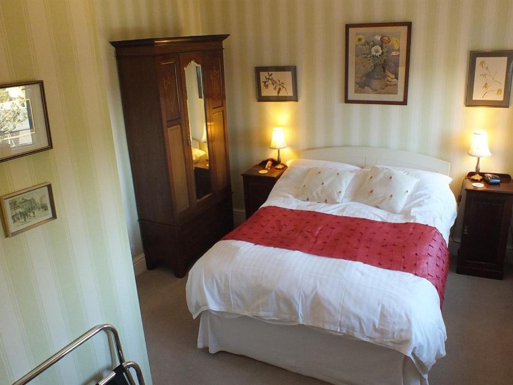 Dowfold House Bed And Breakfast Crook  Exterior photo